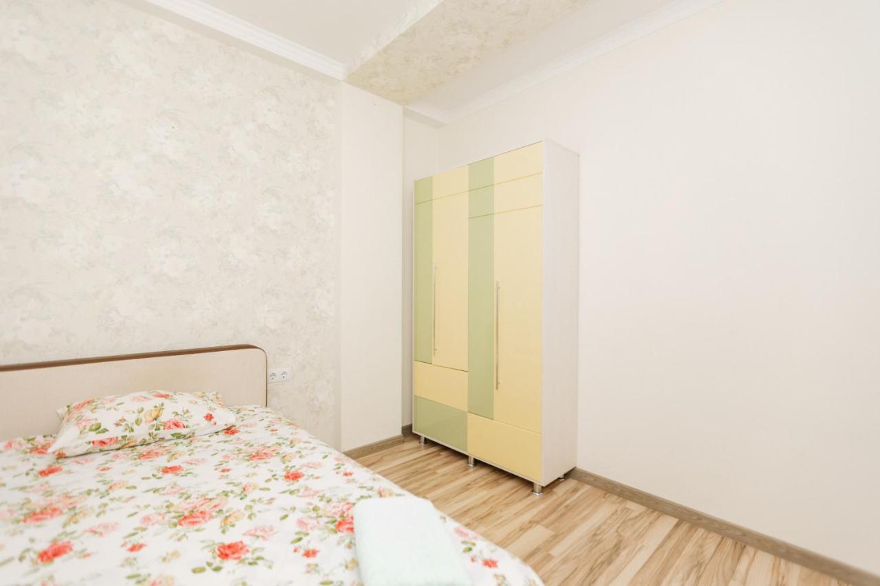 Luxury Apartment คีชีเนา ภายนอก รูปภาพ