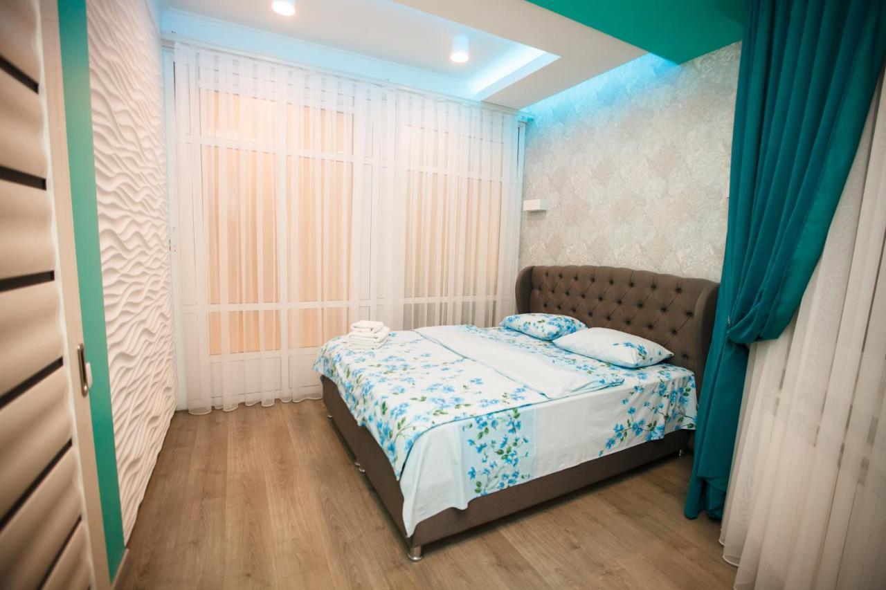 Luxury Apartment คีชีเนา ภายนอก รูปภาพ