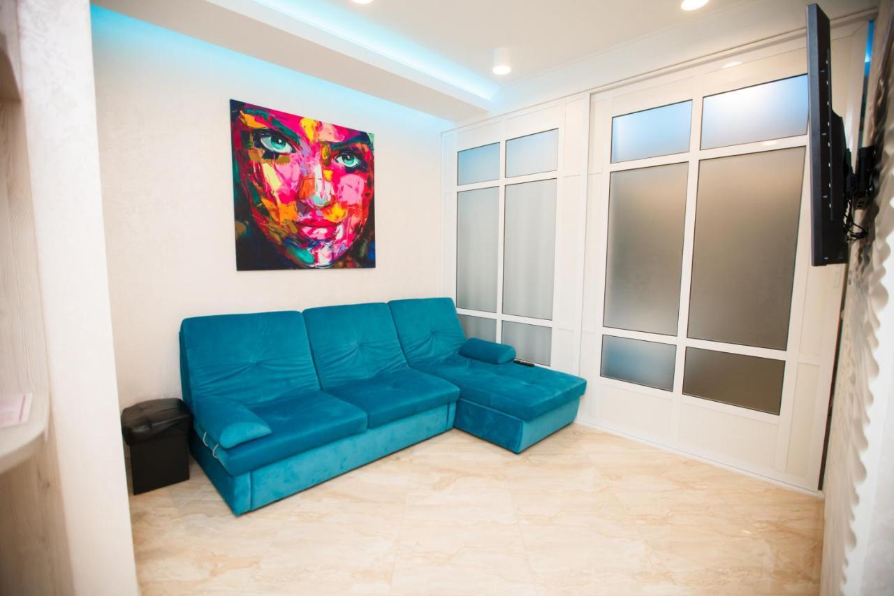Luxury Apartment คีชีเนา ภายนอก รูปภาพ
